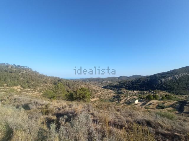 Terreno en venta en la Marina Baixa, Valencia