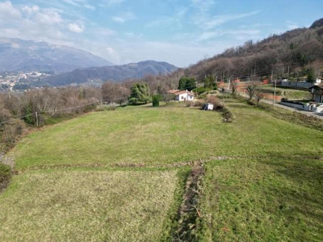 Terreno in vendita a Pontida, Bergamo