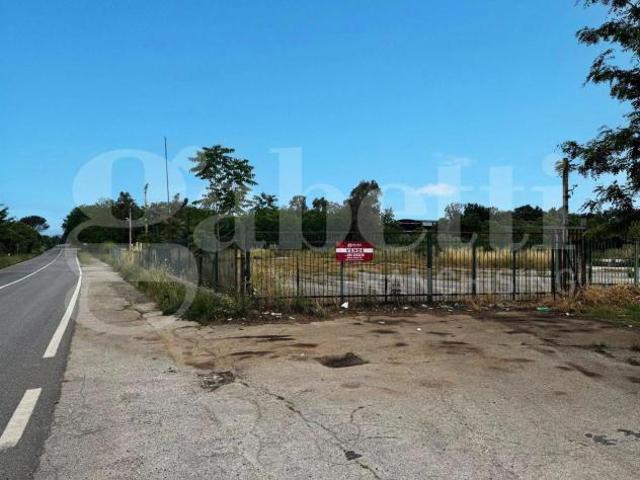 Box in vendita a Pastorano, Campania