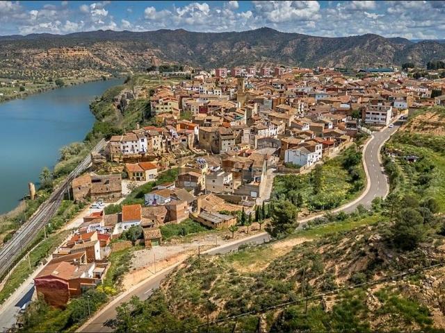 Terreno en venta en Riba-roja d'Ebre, Tarragona