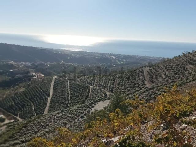 Terreno en venta en Benagalbón, La Axarquía