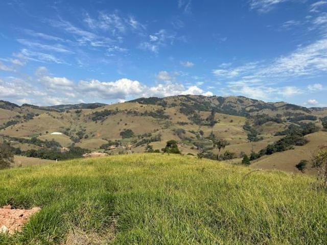 Terreno venda em Paraisópolis