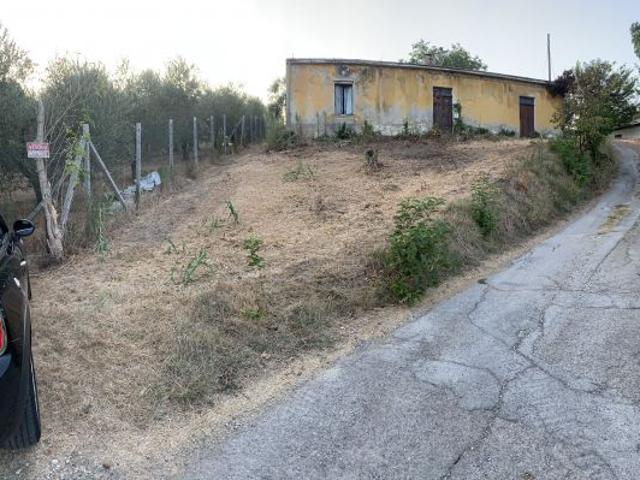 Terreno in vendita a Vacri, Abruzzo