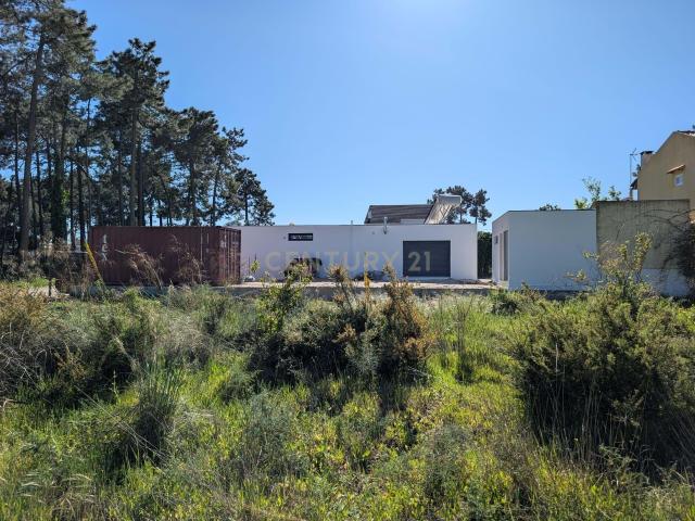 Terreno venda em Almada, Setúbal