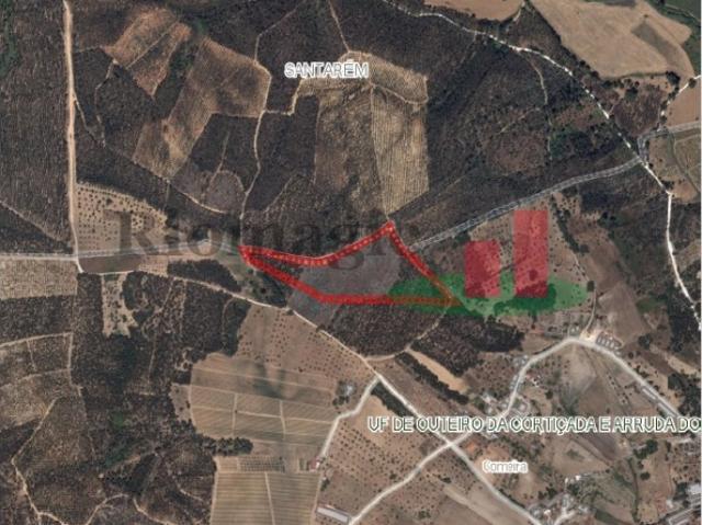 Terreno venda em Rio Maior, Santarém