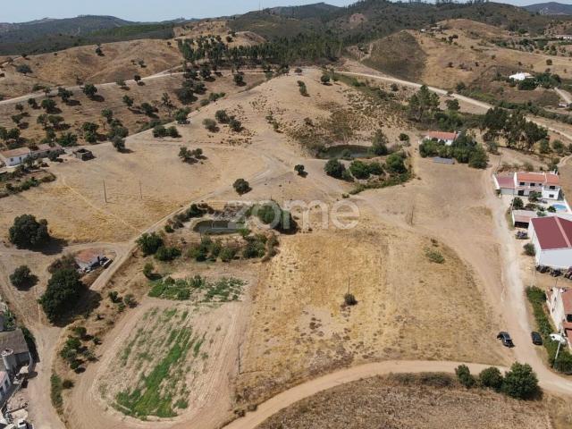 Terreno venda em São Bartolomeu De Messines, Faro
