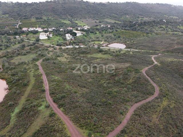 Terreno venda em São Bartolomeu De Messines, Faro
