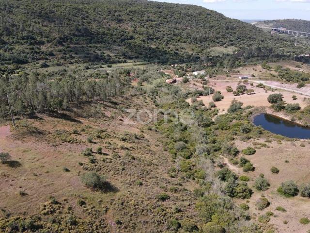 Terreno venda em São Bartolomeu De Messines, Faro