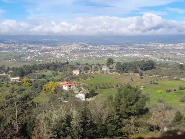 Terreno venda em Chaves, Vila Real