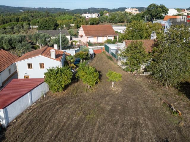 Terreno venda em Leiria