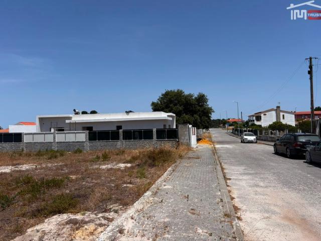 Terreno venda em Azeitão (São Lourenço e São Simão), Setúbal