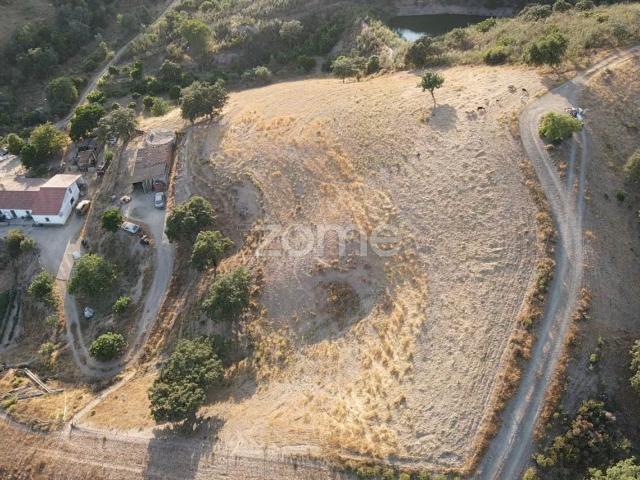 Terreno venda em São Bartolomeu De Messines, Faro
