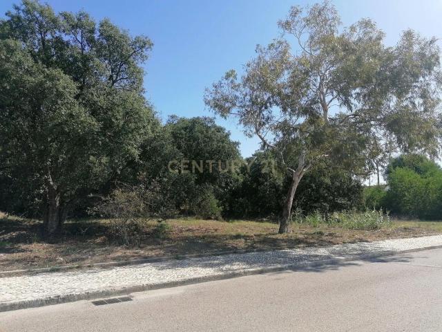 Terreno alugar em Palhais, Setúbal