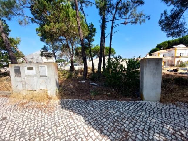 Terreno venda em Sesimbra (Castelo), Sesimbra
