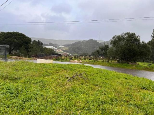Terreno venda em Santiago Dos Velhos, Lisboa