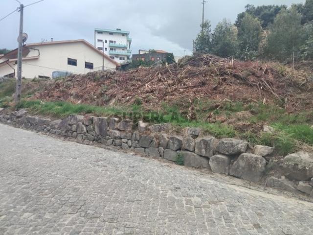 Terreno venda em Roriz, Santo Tirso