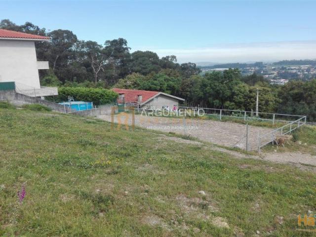 Terreno venda em Santo Tirso, Porto