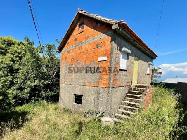 Terreno venda em Campo de Besteiros, Tondela