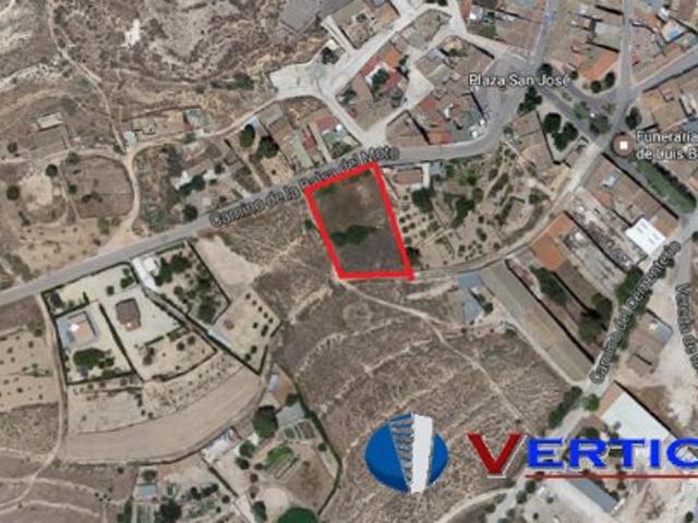 Terreno en venta en Caudete, Castilla-La Mancha