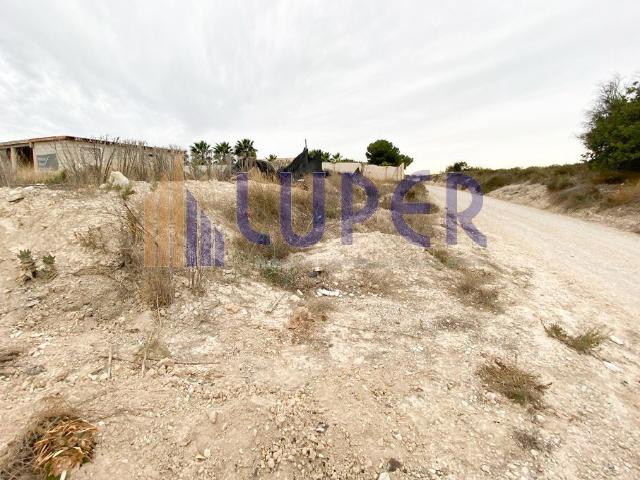 Terreno en venta en Agost