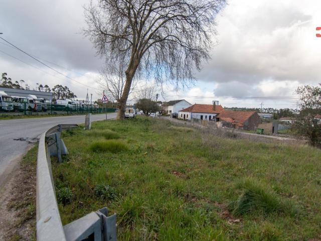 Terreno alugar em Batalha, Milheirices