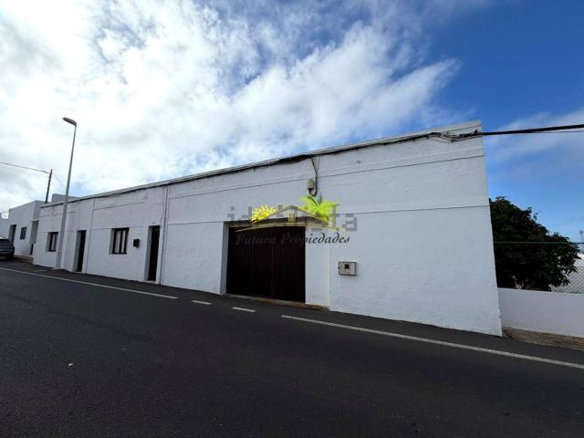 Terreno en venta en San Bartolomé, Canarias