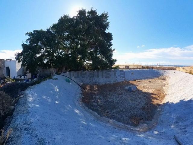 Terreno en venta en San Bartolomé De Tirajana, Canarias