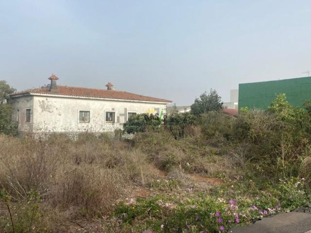 Terreno en venta en El Coromoto, San Cristóbal de La Laguna