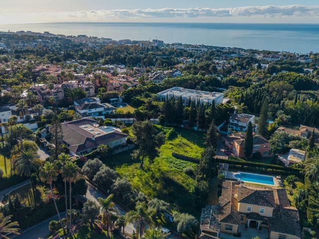 Terreno en venta en La Carolina, Costa del Sol Occidental