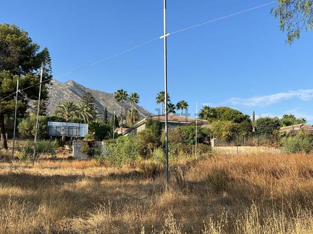 Terreno en venta en La Carolina, Costa del Sol Occidental