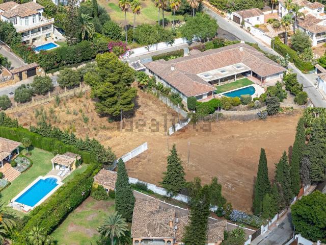 Terreno en venta en La Carolina, Costa del Sol Occidental