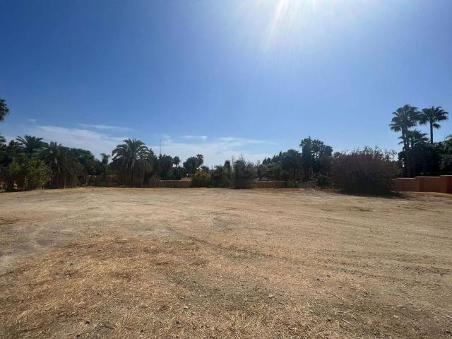 Terreno en venta en La Carolina, Costa del Sol Occidental