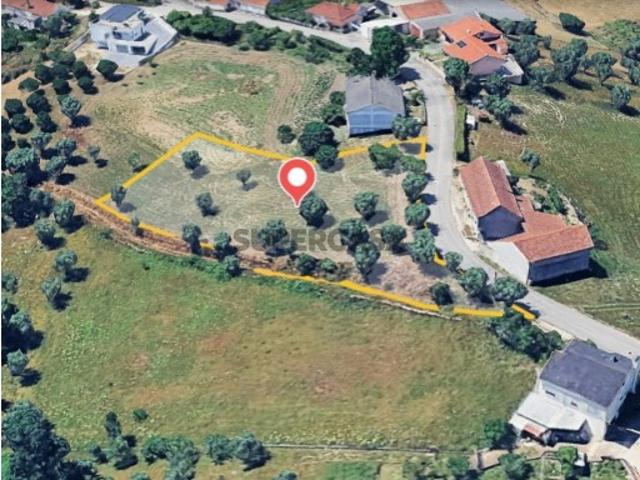 Terreno venda em Leiria