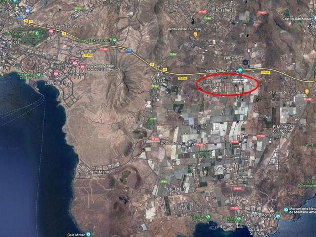 Terreno en venta en Parque de la Reina, Arona