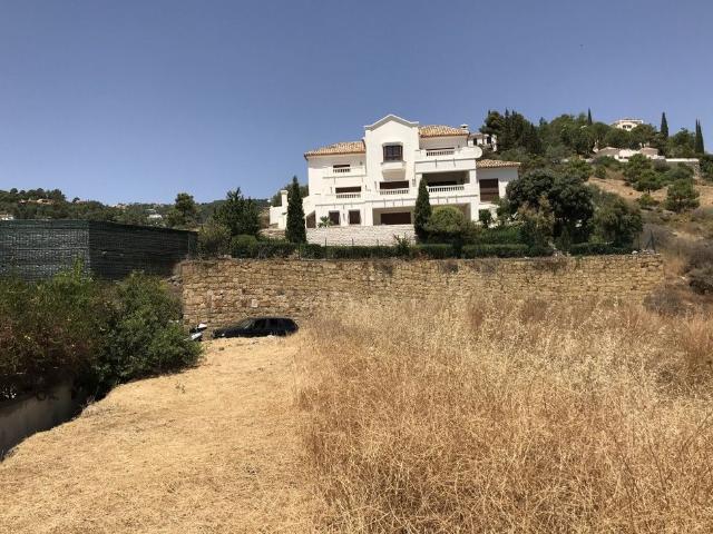 Terreno en venta en Val de Guadalmina, Benahavís