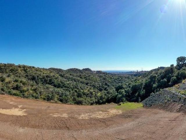 Terreno en venta en Benahavís, Val de Guadalmina