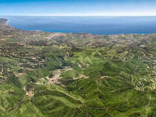 Terreno en venta en Benahavís