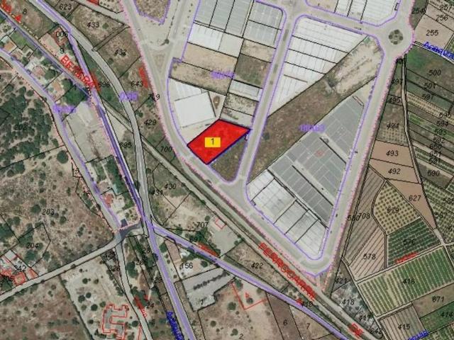 Terreno en venta en Campamento Militar, el Camp de Túria