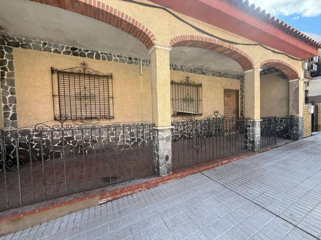 Terreno en venta en Bormujos, Andalucía