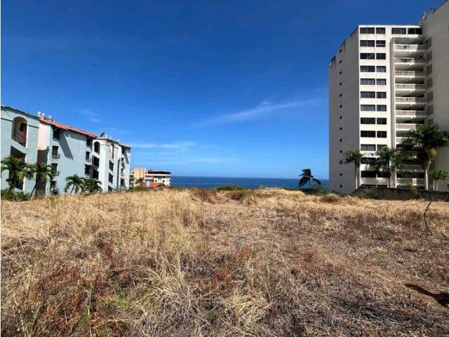 Terreno en venta en Vargas