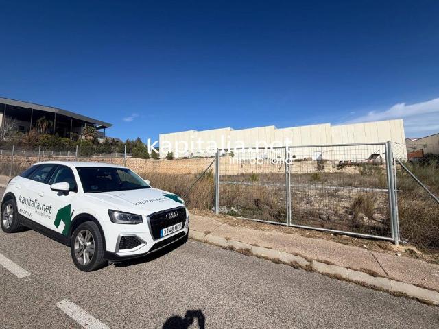 Terreno en venta en els Algars, el Comtat