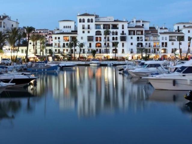 Terreno en venta en Castillo de la Duquesa, Costa del Sol Occidental