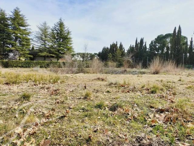 Terreno en venta en Pozuelo De Alarcón Terreno en venta en Pozuelo De Alarcón