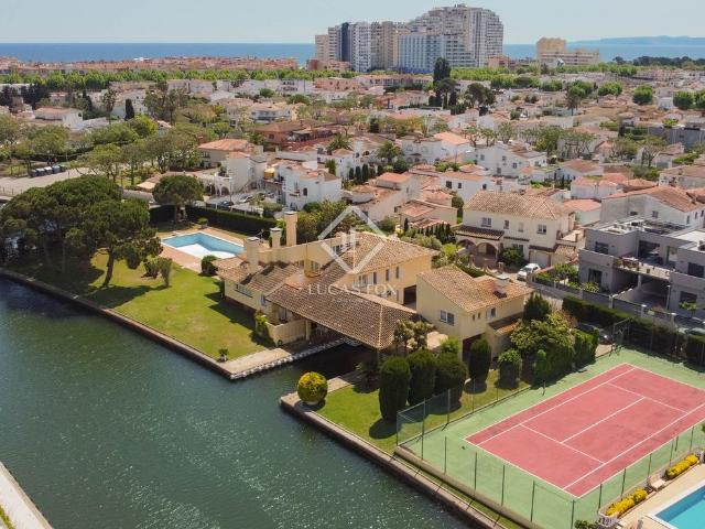 Terreno en venta en Alt Empordà, Catalunya