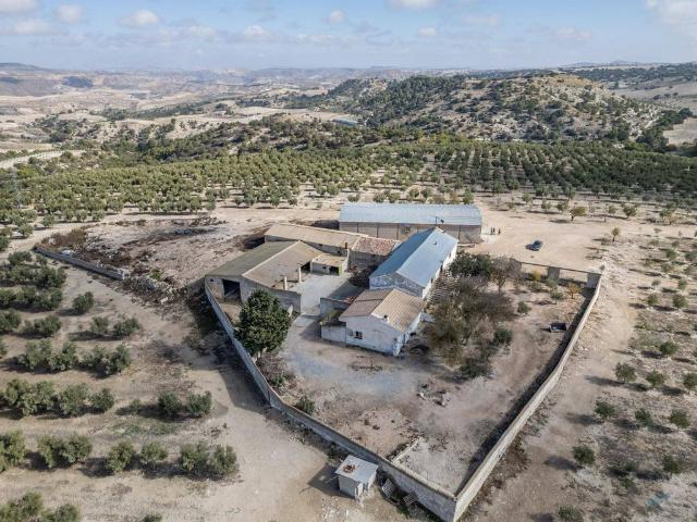 Terreno en venta en Comarca de Los Montes, Andalucía