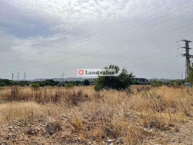 Terreno en venta en Distrito III, Alcalá De Henares