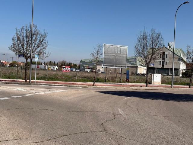Terreno en alquiler en Azuqueca De Henares, Castilla-La Mancha