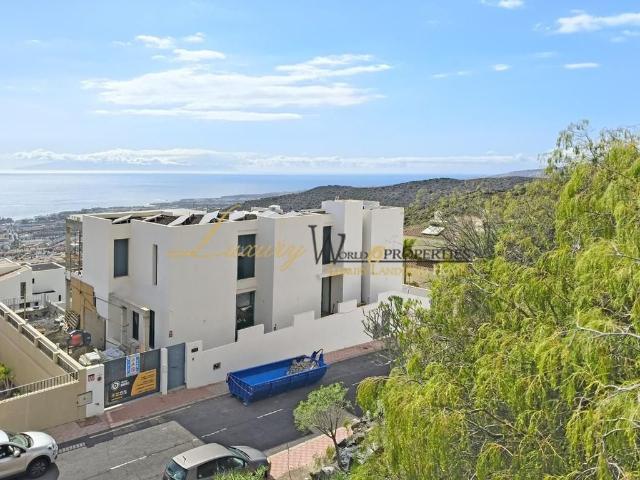 Terreno en venta en Adeje, Canarias