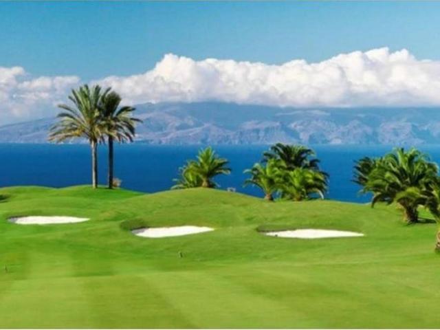 Terreno en venta en Guía de Isora, Canarias