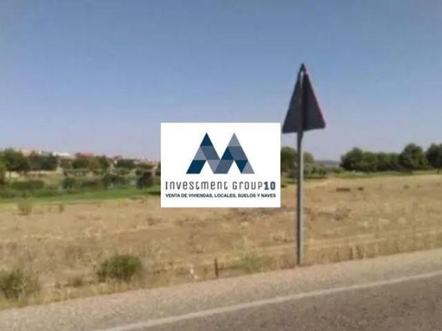 Terreno en venta en Layos